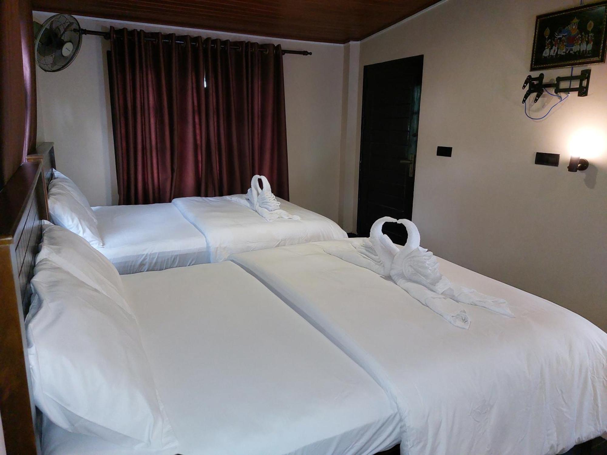 Edwin'S Airport Garden Bed & Breakfast Негомбо Екстериор снимка